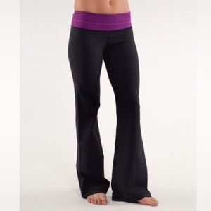 Lululemon Groove black and pink pants